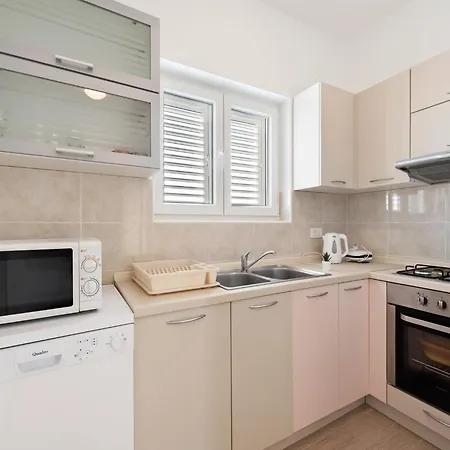 In Near White Mountains